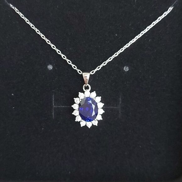 Host Pick 🥳2.6 Carat Swiss Sapphire Sterling Silver Necklace - Picture 2 of 11